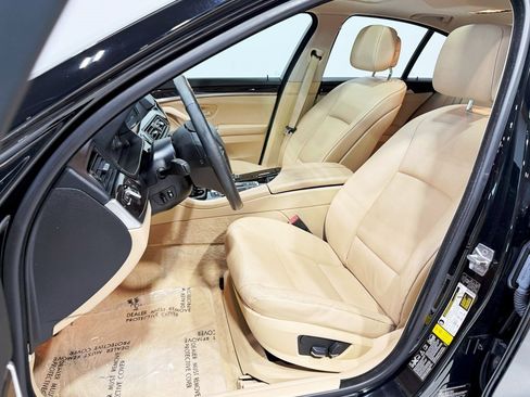 Used 2012 BMW 528i xDrive Sedan image 25