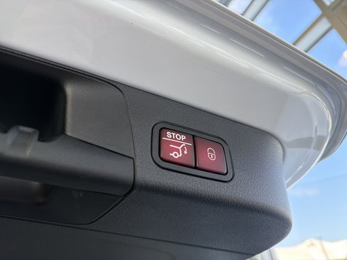 Certified 2023 Mercedes-Benz GLB 250 4MATIC image 26