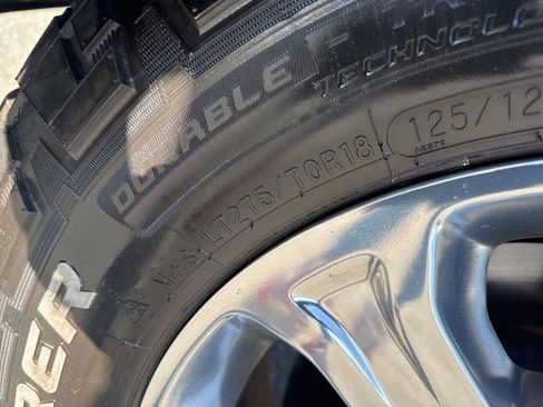 Used 2024 RAM 2500 Big Horn image 33