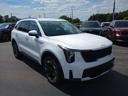 New 2025 Kia Sorento S