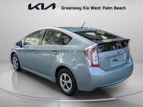 Used 2014 Toyota Prius Four image 6