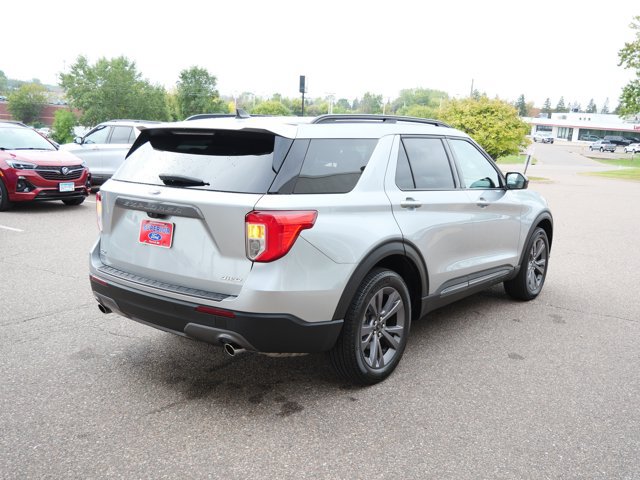 Certified 2023 Ford Explorer XLT w/ Equipment Group 202A AWD/4WD image 5