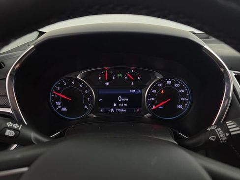 Used 2023 Chevrolet Equinox Premier AWD/4WD image 11