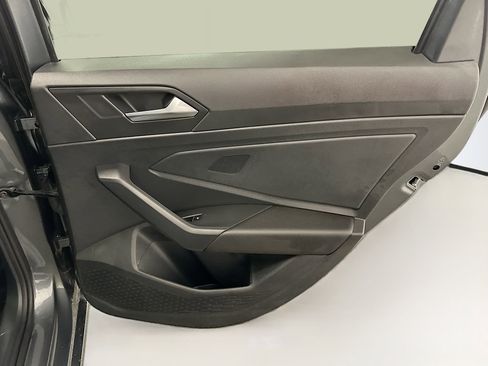 Used 2025 Volkswagen Jetta S image 30