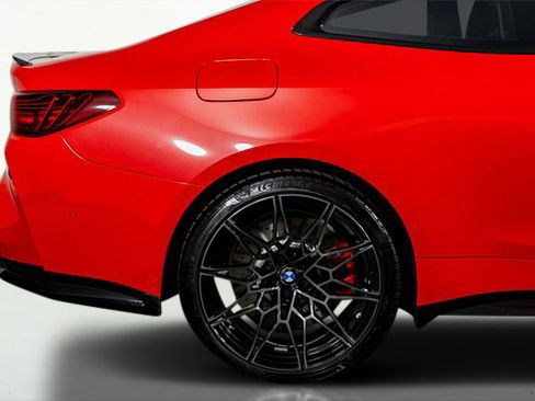 Used 2026 BMW M4 Competition w/ Executive Package image 8