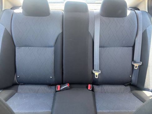 Used 2025 Nissan Versa SV FWD image 36