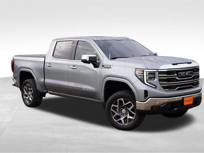 Used 2025 GMC Sierra 1500 SLT w/ SLT Premium Plus Package