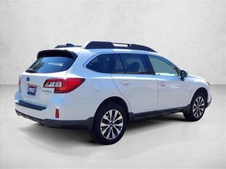 Used 2017 Subaru Outback 2.5i Limited AWD/4WD video 3