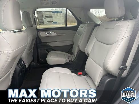 New 2026 Ford Explorer Active image 18