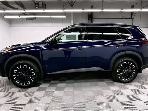 New 2026 Nissan Rogue Dark Armor FWD image 17