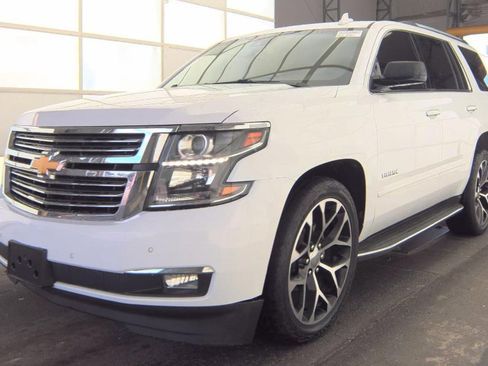 Used 2019 Chevrolet Tahoe Premier AWD/4WD image 2