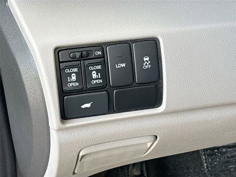 Used 2015 Honda Odyssey EX-L image 10