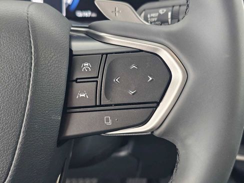 Used 2023 Lexus RZ 450e Premium image 28