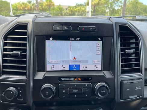 Used 2019 Ford F150 XLT w/ Equipment Group 302A Luxury AWD/4WD image 24