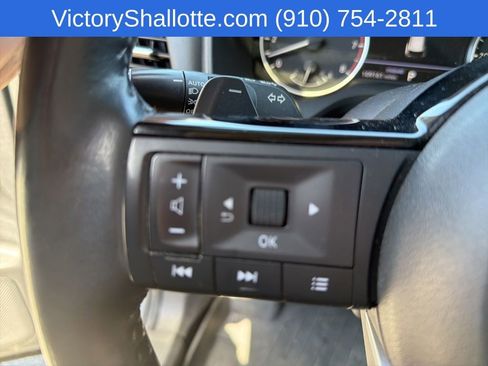 Used 2021 Nissan Rogue SL w/ Premium Package FWD image 16