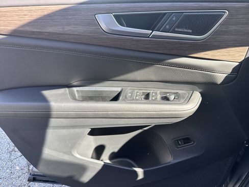New 2026 Volkswagen Atlas SEL Premium R-Line AWD/4WD image 8