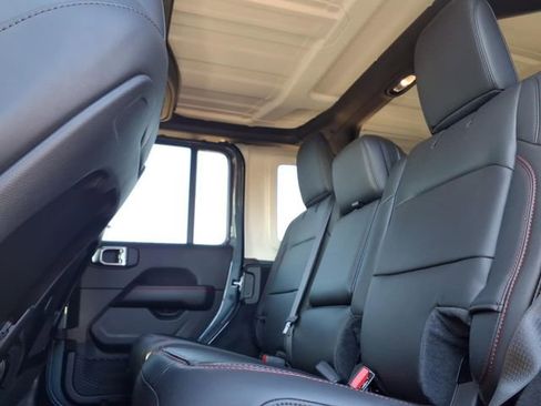 Certified 2026 Jeep Wrangler Unlimited Rubicon image 16