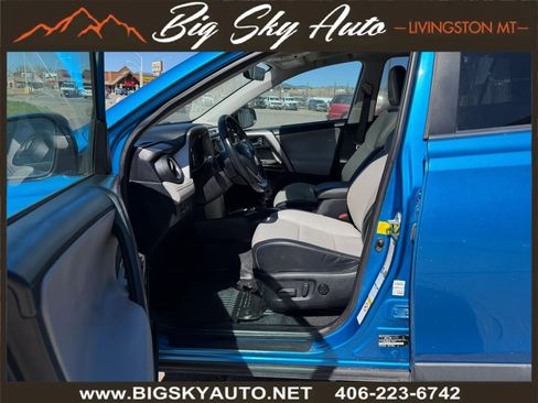 Used 2016 Toyota RAV4 Limited image 12