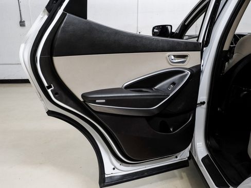 Used 2017 Hyundai Santa Fe Sport image 47