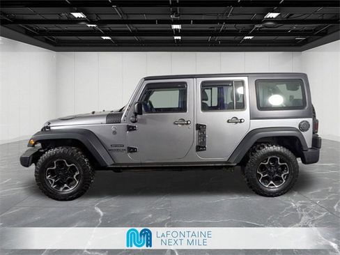Used 2017 Jeep Wrangler Unlimited Sport w/ Connectivity Group image 2