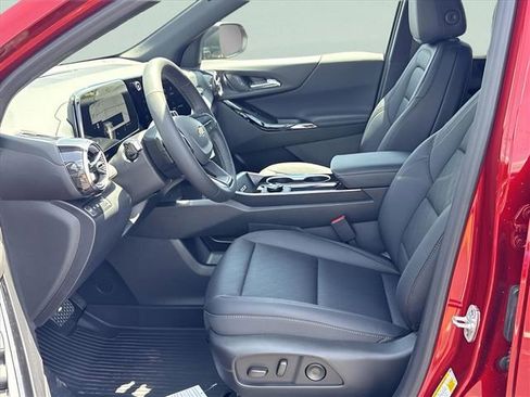 New 2026 Chevrolet Equinox LT w/ Convenience Package II image 12