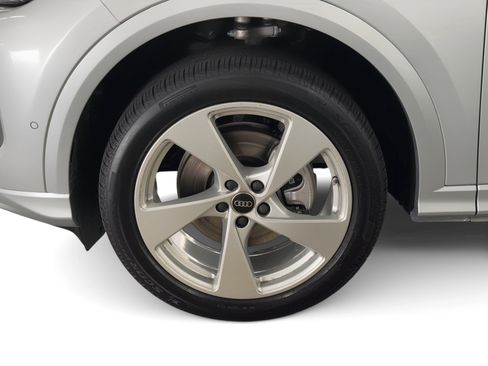 Used 2025 Audi Q5 Premium Plus w/ Premium Plus image 12