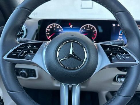 Certified 2026 Mercedes-Benz GLB 250 image 29