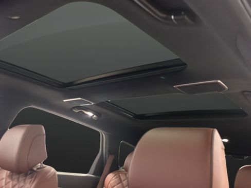 Used 2025 Genesis GV80 3.5T Prestige AWD/4WD image 13