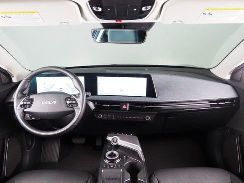 Used 2024 Kia EV6 Wind w/ Wind Technology Package AWD/4WD image 3