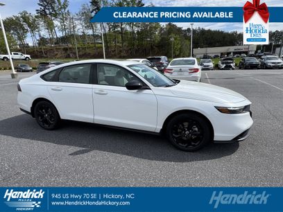 New 2025 Honda Accord SE