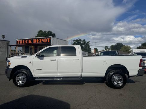 Used 2022 RAM 2500 Big Horn AWD/4WD image 4