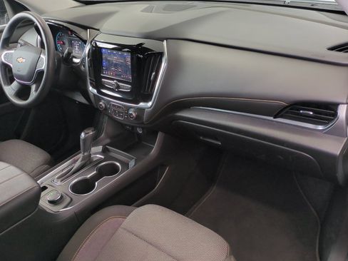 Used 2020 Chevrolet Traverse LS AWD/4WD image 19