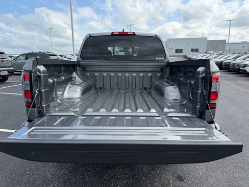 Used 2025 Nissan Frontier PRO-4X AWD/4WD image 43