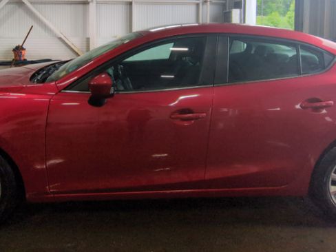 Used 2015 MAZDA MAZDA3 i Touring FWD image 2