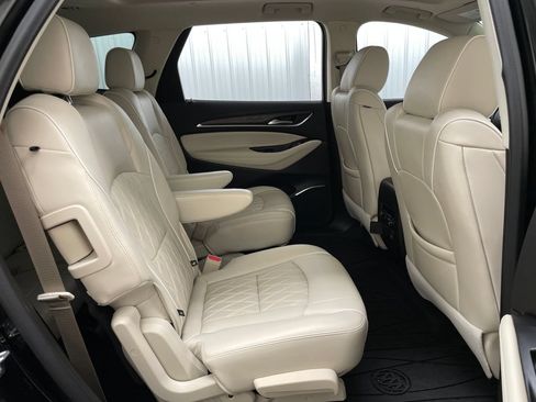 Certified 2022 Buick Enclave Avenir w/ Avenir Technology Package AWD/4WD image 47