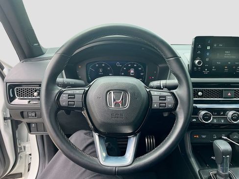 Used 2025 Honda Civic Sport Touring image 11