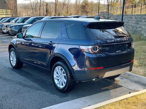 Used 2019 Land Rover Discovery Sport Landmark Edition image 12