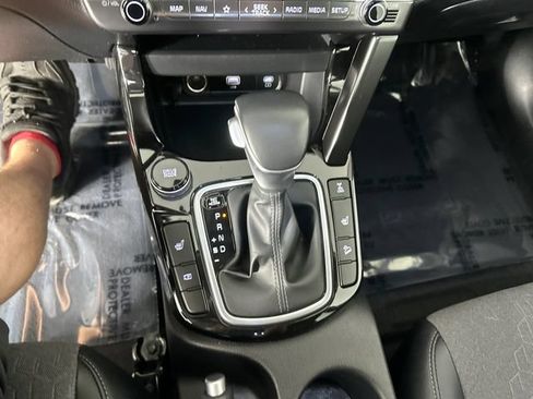 Used 2025 Kia Seltos X-Line AWD/4WD image 16