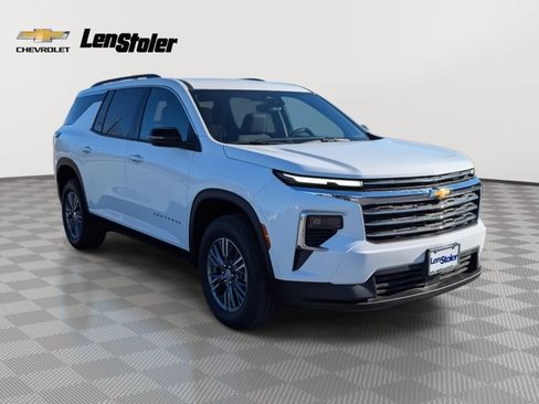 New 2026 Chevrolet Traverse LT image 4