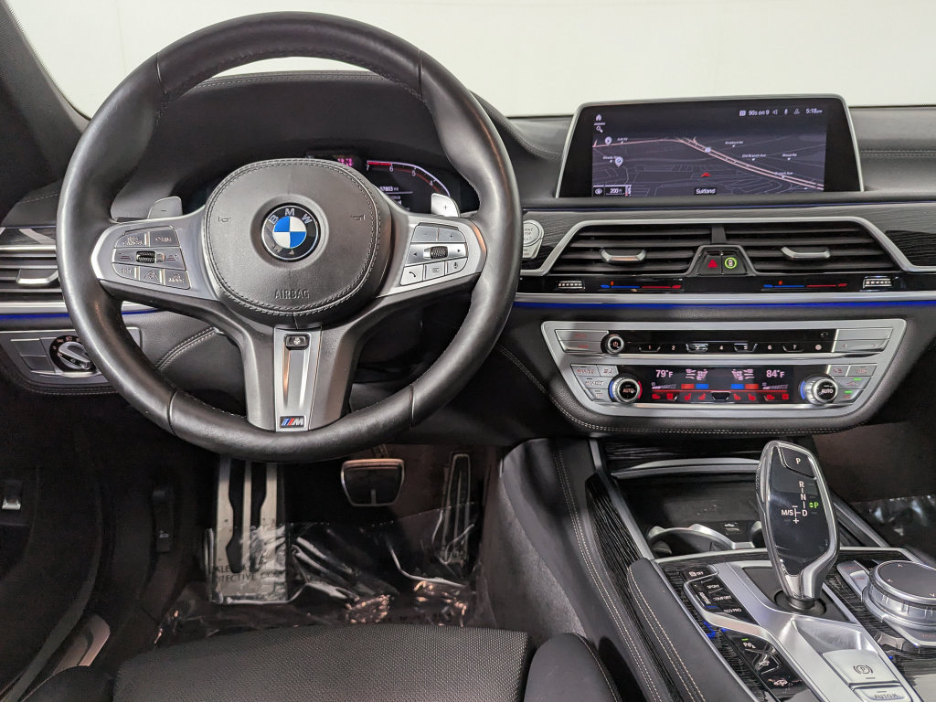 Used 2021 BMW 750i xDrive w/ M Sport Package AWD/4WD image 20