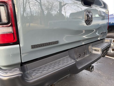 Used 2021 RAM 1500 Big Horn w/ Built-to-serve Edition image 8