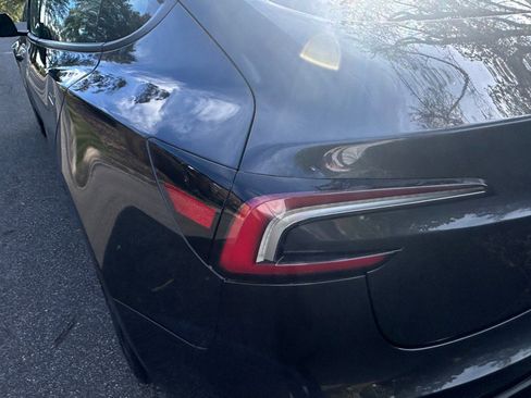 Used 2024 Tesla Model 3 image 20