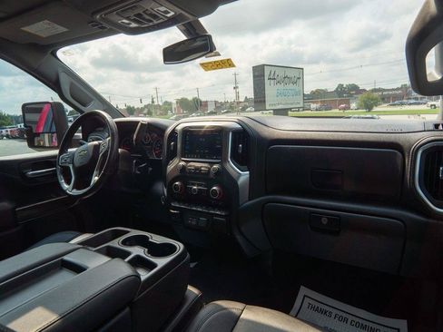 Used 2021 Chevrolet Silverado 2500 LT w/ Texas Edition AWD/4WD image 17