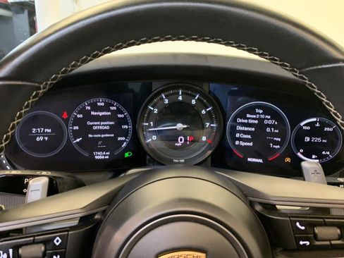 Used 2020 Porsche 911 Carrera 4S AWD/4WD image 22