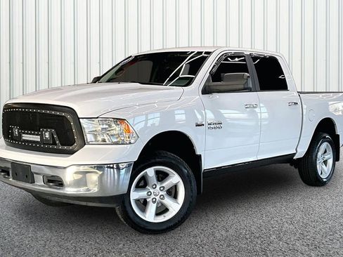 Used 2017 RAM 1500 Big Horn AWD/4WD image 3
