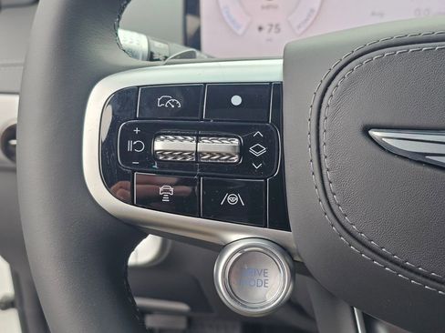 New 2026 Genesis GV60 Advance image 36