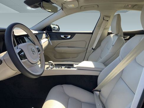 New 2024 Volvo S60 B5 Plus w/ Climate Package image 25