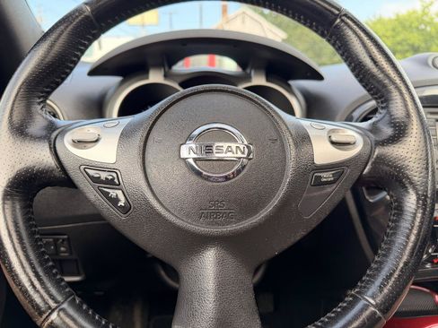 Used 2013 Nissan Juke SL FWD image 19