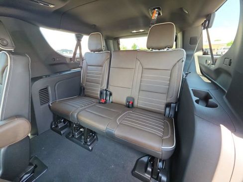 New 2026 GMC Yukon XL Denali Ultimate AWD/4WD image 29