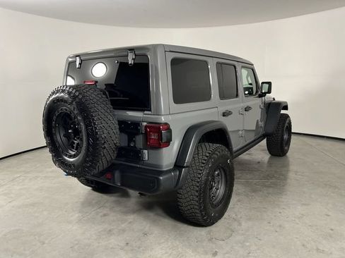 Used 2022 Jeep Wrangler Unlimited Rubicon 4xe AWD/4WD image 8